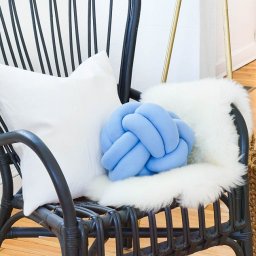 How To Make A DIY Knot Pillow