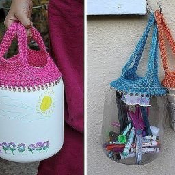 Recycling containers with crochet