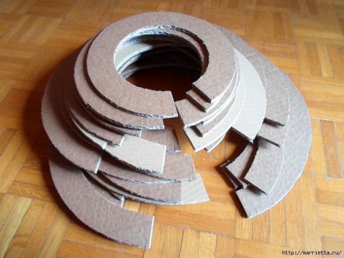 Kamakura&rsquo;s Lair Cat Bed from Japan