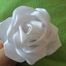 Wonderful DIY Pretty Silk Ribbon Rose