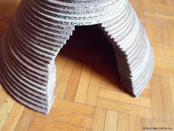 Kamakura&rsquo;s Lair Cat Bed from Japan