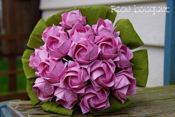 How To Make a Origami Paper Rose Bouquet How To Make a Origami Paper Rose Bouquet