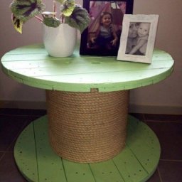 Creative Use of Recycled Pallet Cable Spools