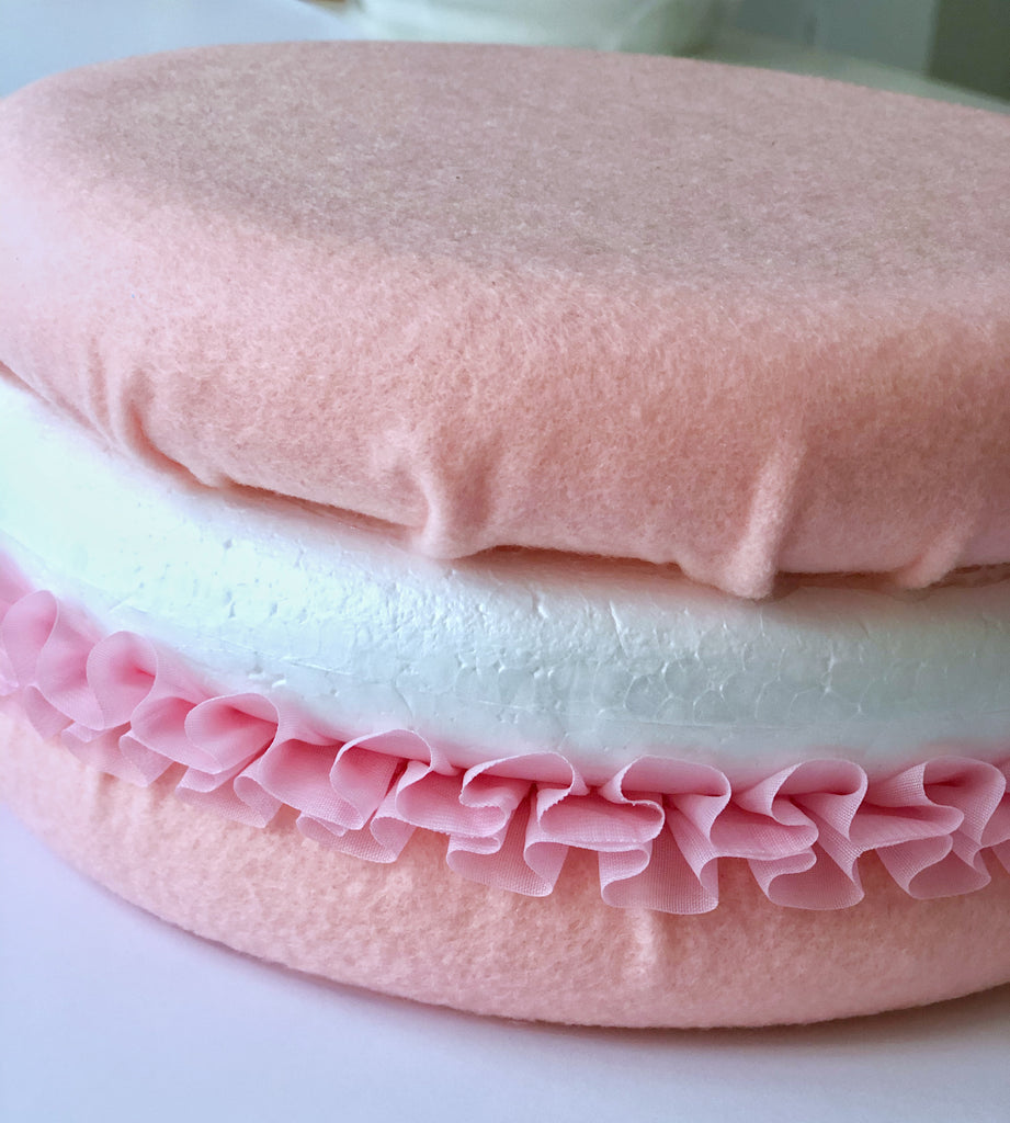 DIY Felt Macarons