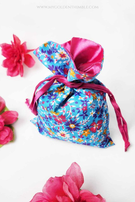 How To Make A Lined Drawstring Bag In Different Sizes.