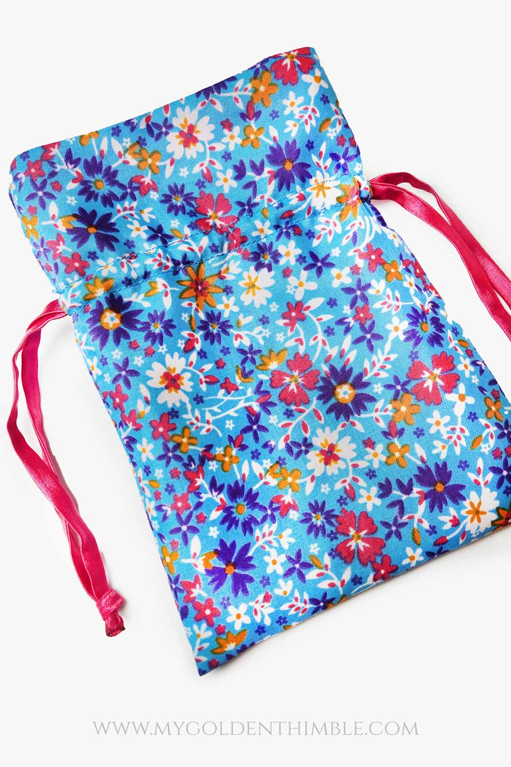 How To Make A Lined Drawstring Bag In Different Sizes.